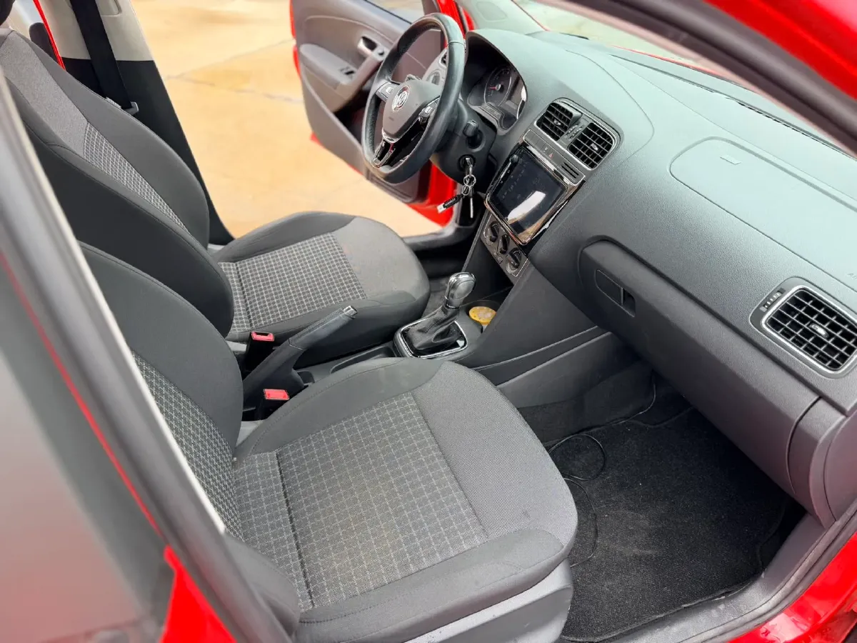 2016 Volkswagen Polo 1.6L 110HP L4 6AT,autocango,china used car exporter,china ev exporter,chinese used car exporter,chinese used ev exporter