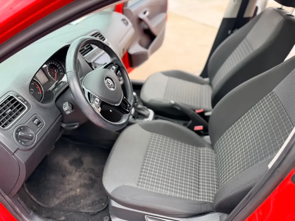 2016 Volkswagen Polo 1.6L 110HP L4 6AT,autocango,china used car exporter,china ev exporter,chinese used car exporter,chinese used ev exporter