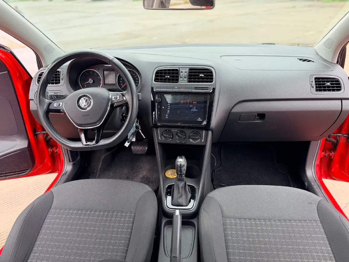 2016 Volkswagen Polo 1.6L 110HP L4 6AT,autocango,china used car exporter,china ev exporter,chinese used car exporter,chinese used ev exporter