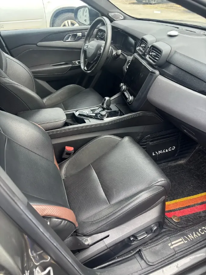 2021 LYNK&CO 03 2.0T 190HP L4 6AT,autocango,china used car exporter,china ev exporter,chinese used car exporter,chinese used ev exporter