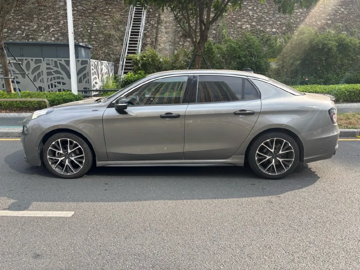 2021 LYNK&CO 03 2.0T 190HP L4 6AT,autocango,china used car exporter,china ev exporter,chinese used car exporter,chinese used ev exporter