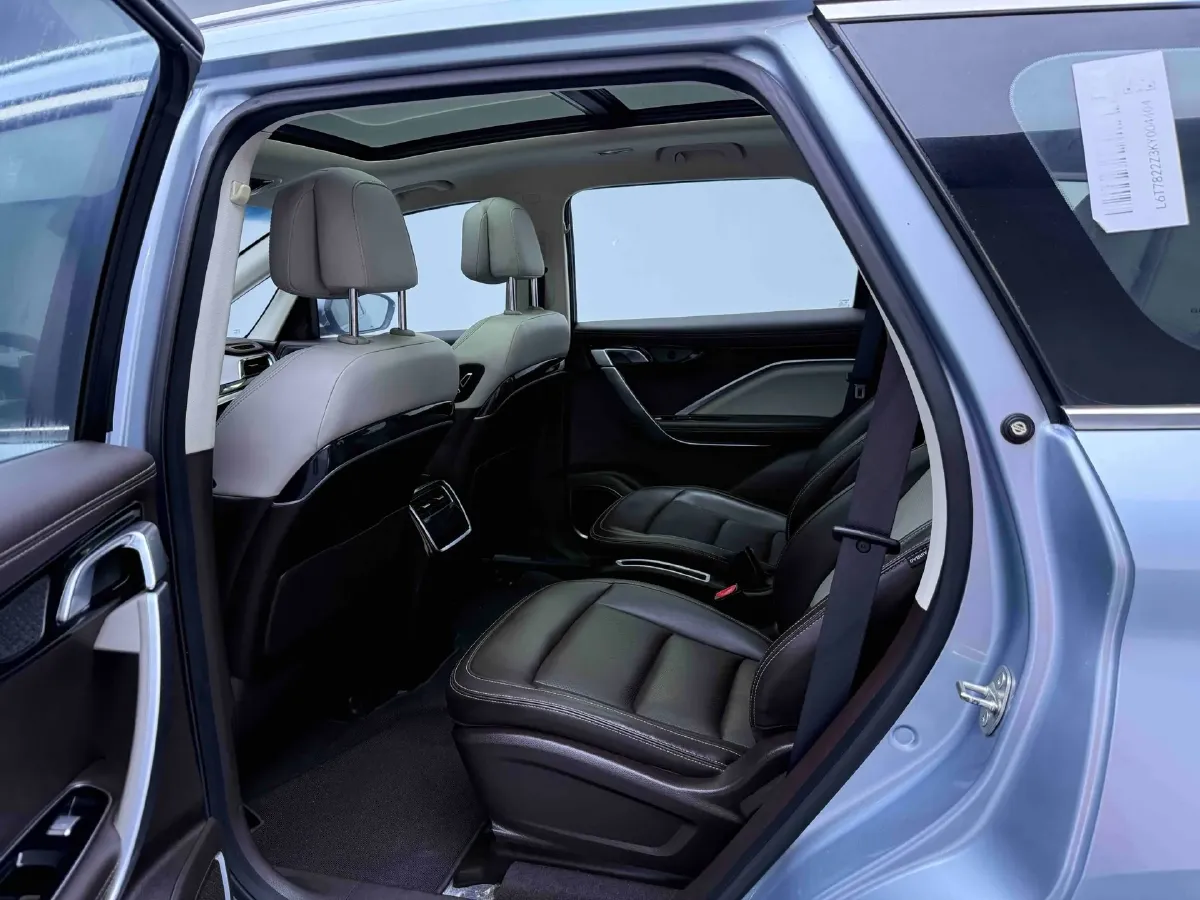 2019 Geely JiaJi 1.5T 177HP L3 7DCT,autocango,china used car exporter,china ev exporter,chinese used car exporter,chinese used ev exporter