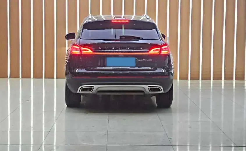 2021 Lincoln Nautilus 2.0T 245HP L4 8AT,autocango,china used car exporter,china ev exporter,chinese used car exporter,chinese used ev exporter