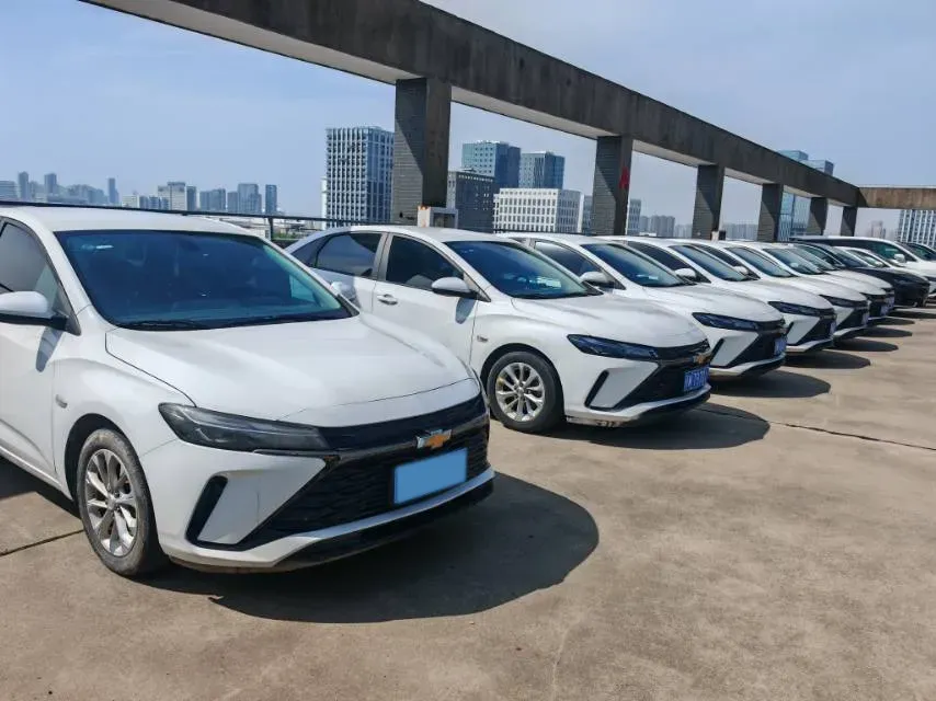 2023 Chevrolet Monza 1.5L 113HP L4 6DCT,autocango,china used car exporter,china ev exporter,chinese used car exporter,chinese used ev exporter