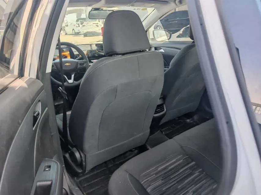 2023 Chevrolet Monza 1.5L 113HP L4 6DCT,autocango,china used car exporter,china ev exporter,chinese used car exporter,chinese used ev exporter