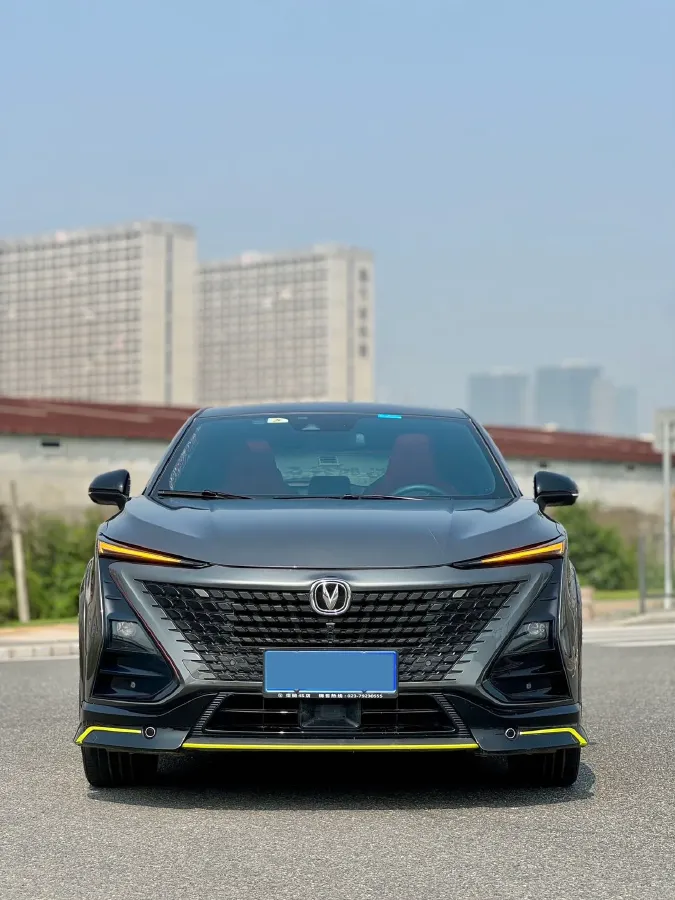 2020 ChangAn UNI-T 1.5T 180HP L4 7DCT,autocango,china used car exporter,china ev exporter,chinese used car exporter,chinese used ev exporter