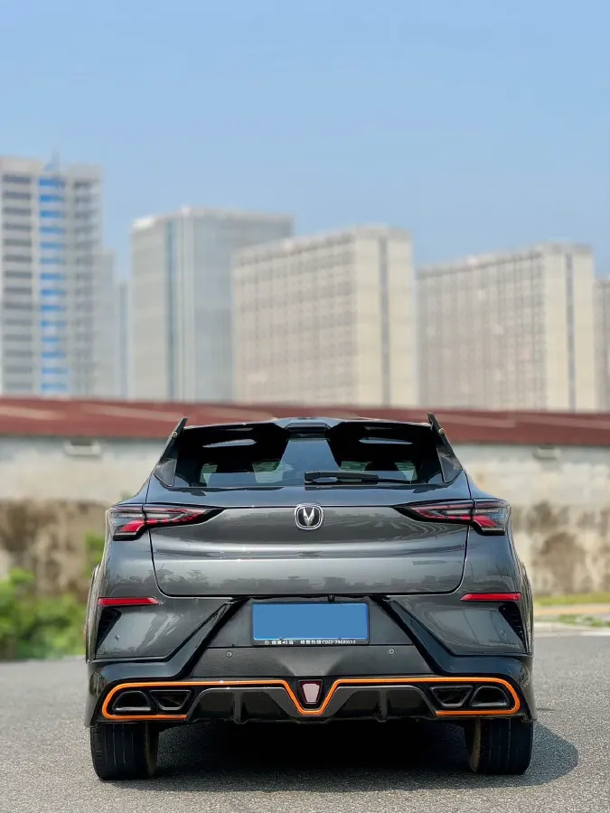 2020 ChangAn UNI-T 1.5T 180HP L4 7DCT,autocango,china used car exporter,china ev exporter,chinese used car exporter,chinese used ev exporter