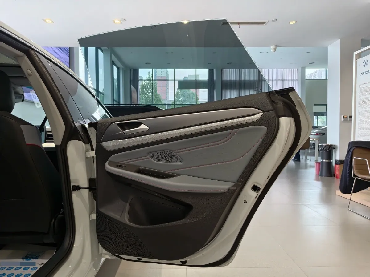 2024 Volkswagen Lamando 1.4T 150HP L4 7DCT,autocango,china used car exporter,china ev exporter,chinese used car exporter,chinese used ev exporter