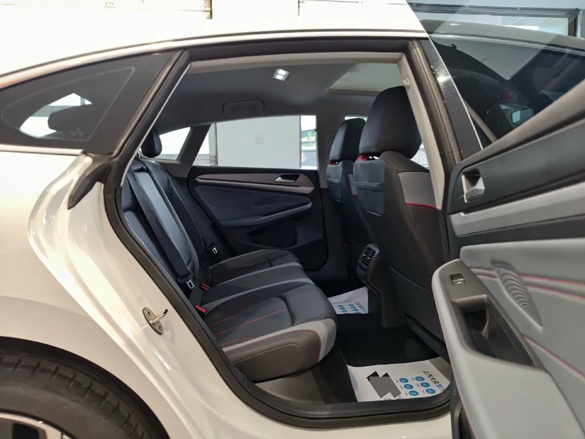 2024 Volkswagen Lamando 1.4T 150HP L4 7DCT,autocango,china used car exporter,china ev exporter,chinese used car exporter,chinese used ev exporter