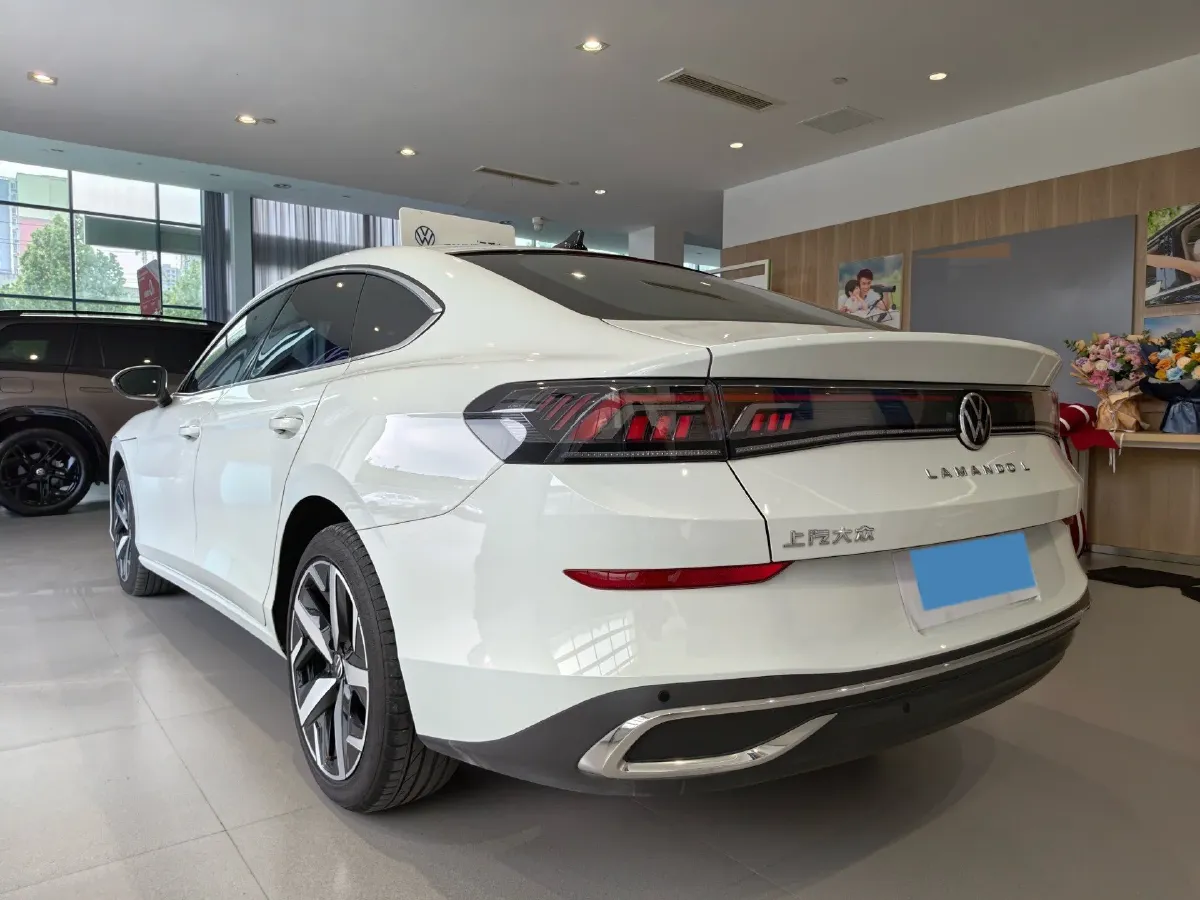 2024 Volkswagen Lamando 1.4T 150HP L4 7DCT,autocango,china used car exporter,china ev exporter,chinese used car exporter,chinese used ev exporter