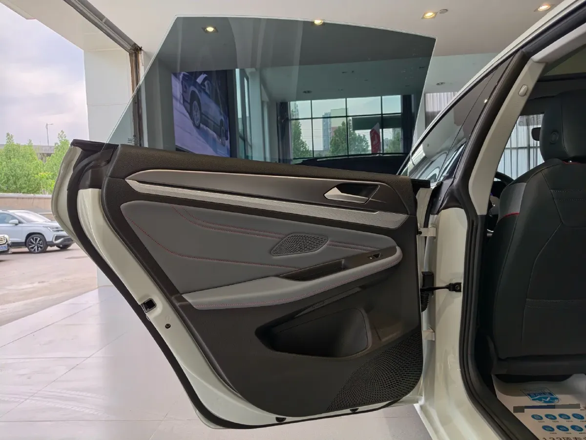 2024 Volkswagen Lamando 1.4T 150HP L4 7DCT,autocango,china used car exporter,china ev exporter,chinese used car exporter,chinese used ev exporter