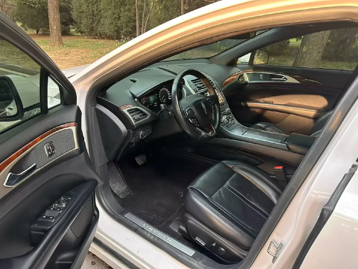 2019 Lincoln MKZ 2.0T 196HP L4 6AT,autocango,china used car exporter,china ev exporter,chinese used car exporter,chinese used ev exporter