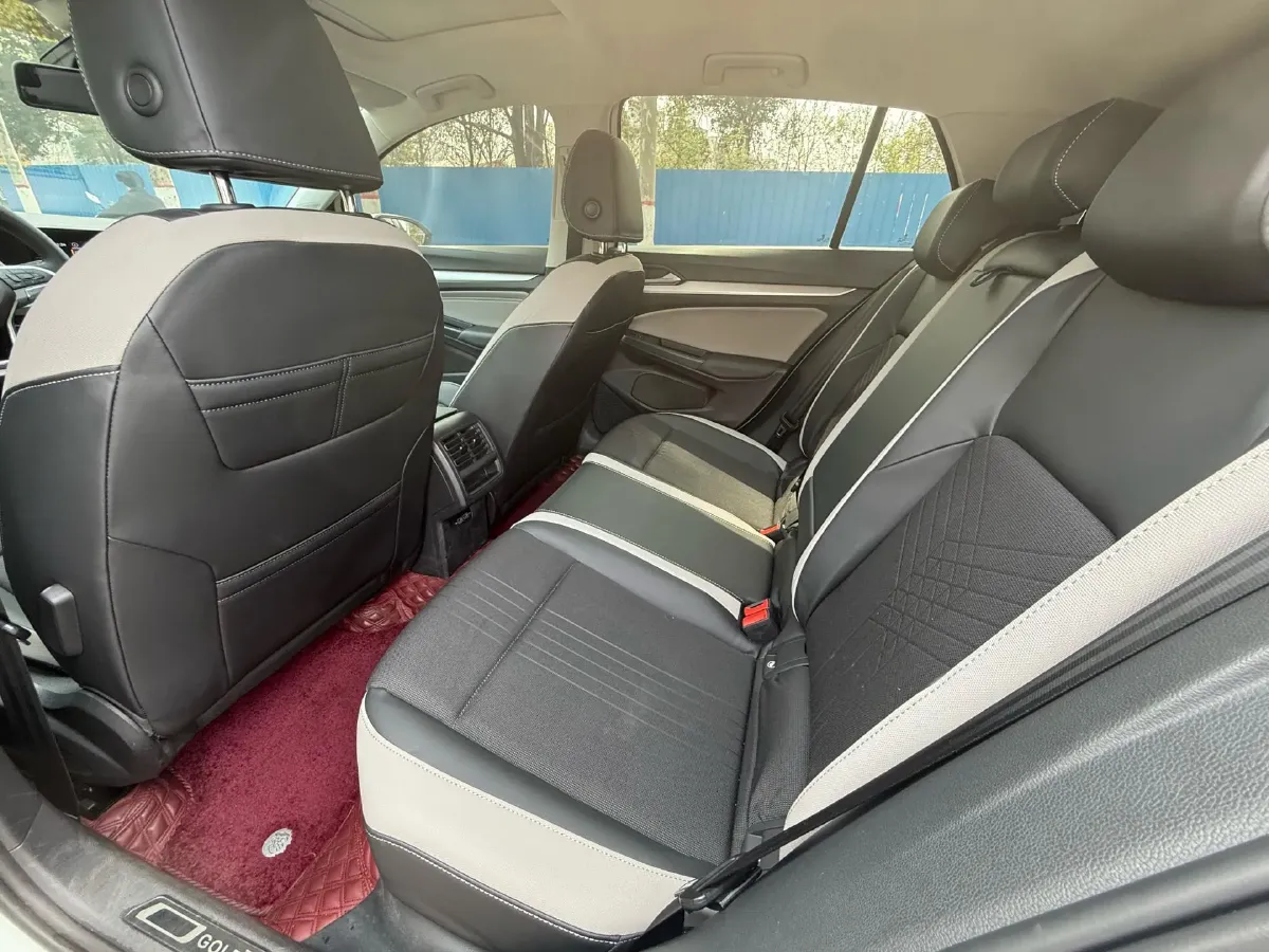 2021 Volkswagen Golf 1.4T 150HP L4 7DCT,autocango,china used car exporter,china ev exporter,chinese used car exporter,chinese used ev exporter