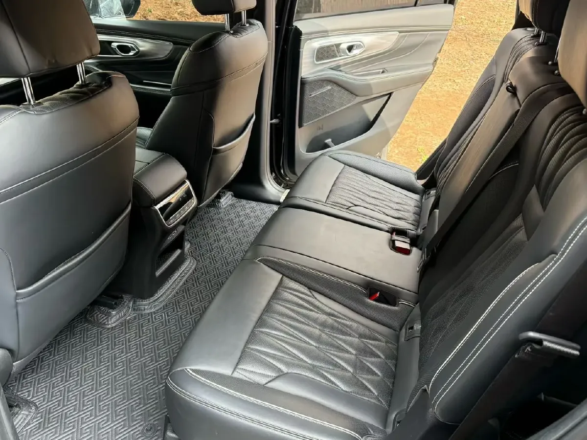 2022 GAC Trumpchi GS8 2.0T 252HP L4 8AT,autocango,china used car exporter,china ev exporter,chinese used car exporter,chinese used ev exporter