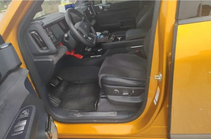 2023 Toyota Crown Kluger 2.5L 189HP L4 E-CVT Hybrid,autocango,china used car exporter,china ev exporter,chinese used car exporter,chinese used ev exporter