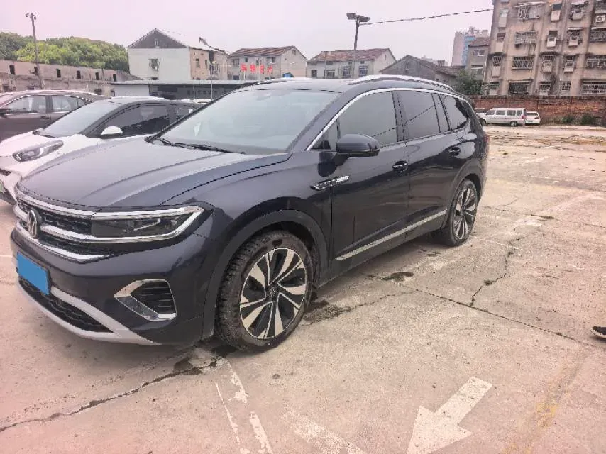 2023 Volkswagen Talagon 2.0T 220HP L4 7DCT,autocango,china used car exporter,china ev exporter,chinese used car exporter,chinese used ev exporter