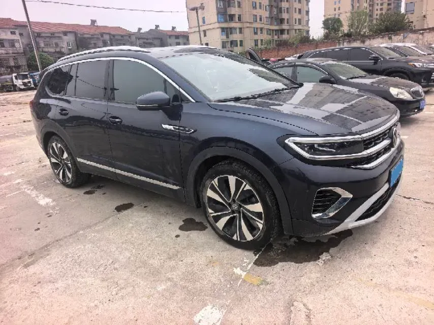 2023 Volkswagen Talagon 2.0T 220HP L4 7DCT,autocango,china used car exporter,china ev exporter,chinese used car exporter,chinese used ev exporter