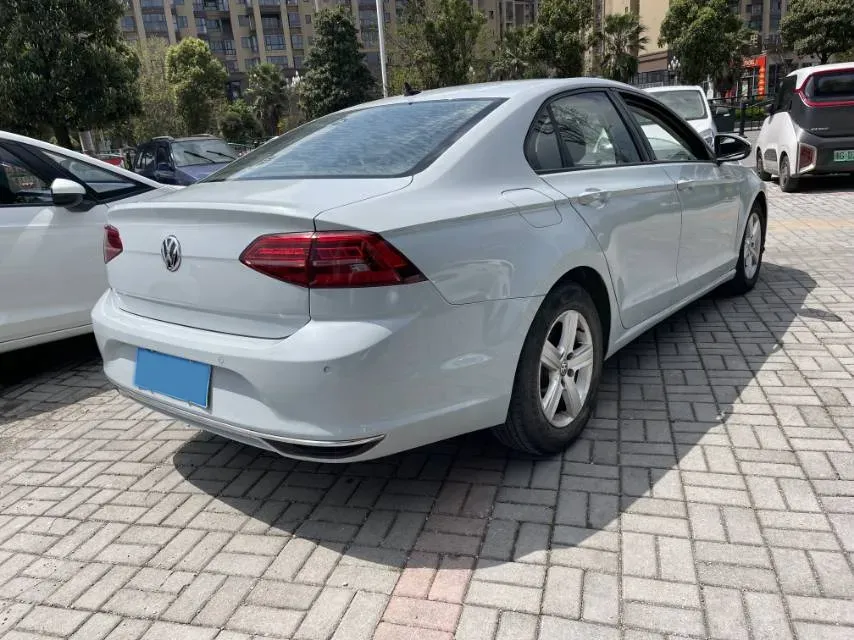 2019 Volkswagen T-Cross 1.4T 150HP L4 7DCT,autocango,china used car exporter,china ev exporter,chinese used car exporter,chinese used ev exporter