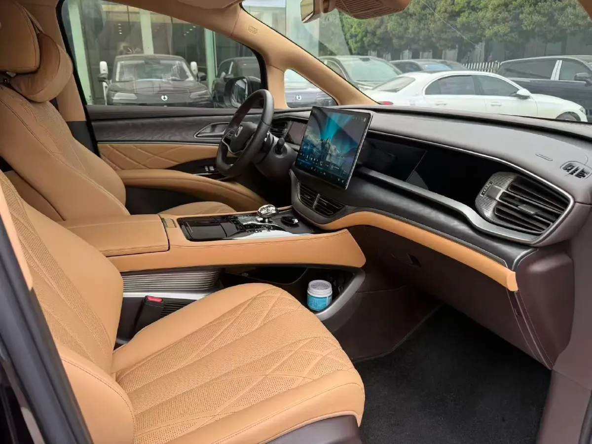 2025 Denza D9 1.5T 156HP L4 E-CVT PHEV 40KWH,autocango,china used car exporter,china ev exporter,chinese used car exporter,chinese used ev exporter