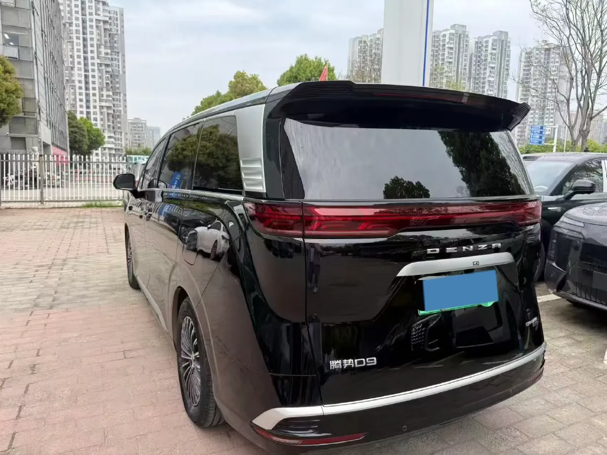 2025 Denza D9 1.5T 156HP L4 E-CVT PHEV 40KWH,autocango,china used car exporter,china ev exporter,chinese used car exporter,chinese used ev exporter