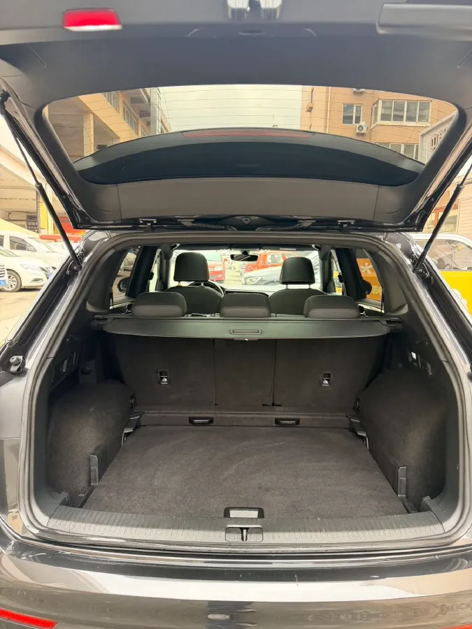 2020 Volkswagen Tayron X 2.0T 220HP L4 7DCT,autocango,china used car exporter,china ev exporter,chinese used car exporter,chinese used ev exporter