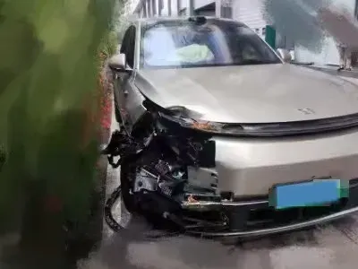 2022 Li L9 Range Extended 154HP REEV 42.6KWH,autocango,china used car exporter,china ev exporter,chinese used car exporter,chinese used ev exporter