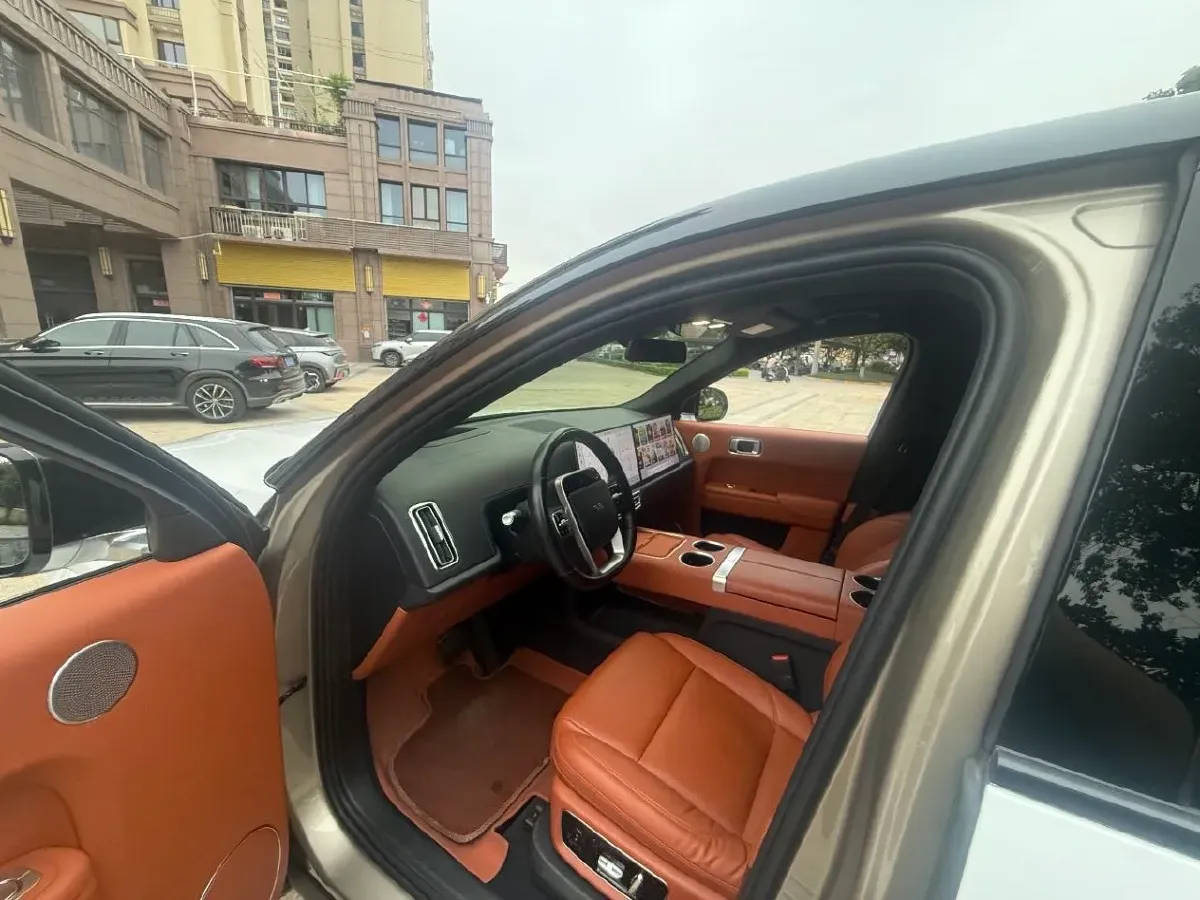 2022 Li L9 Range Extended 154HP REEV 42.6KWH,autocango,china used car exporter,china ev exporter,chinese used car exporter,chinese used ev exporter