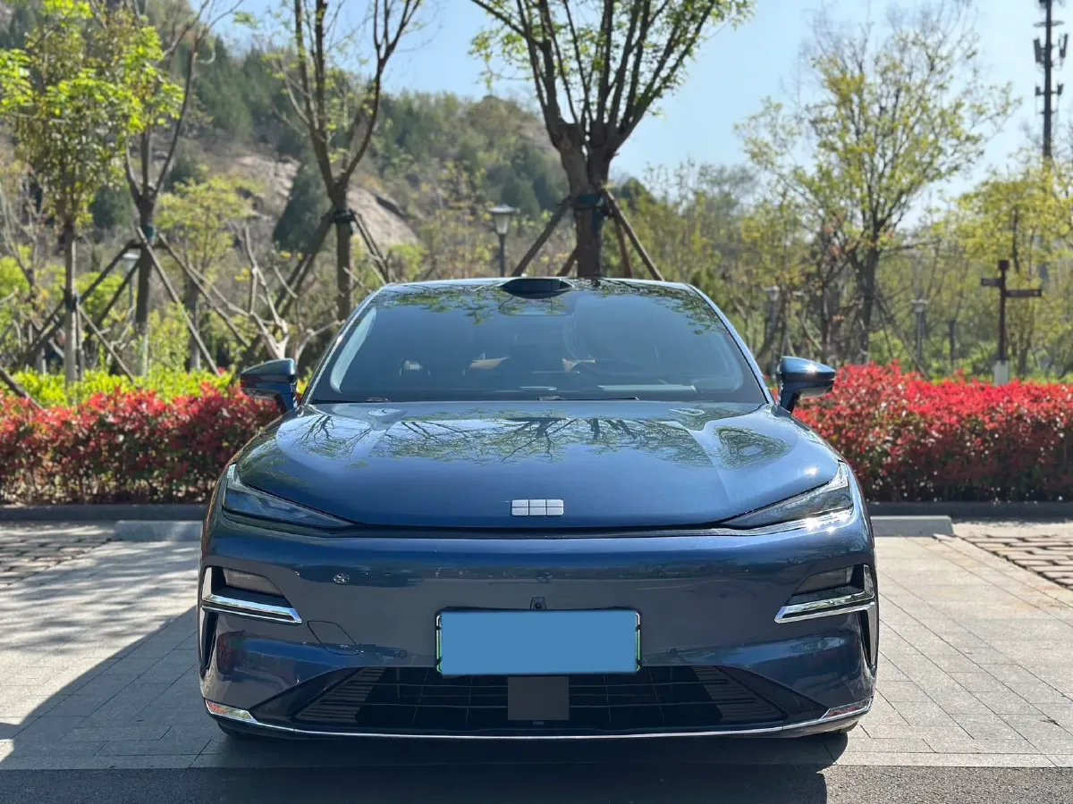 2025 Geely Galaxy Starshine 8 1.5T 163HP L4 3DHT PHEV 27.69KWH,autocango,china used car exporter,china ev exporter,chinese used car exporter,chinese used ev exporter