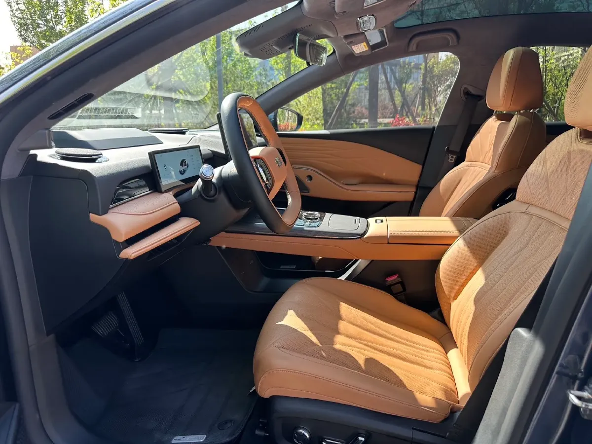 2025 Geely Galaxy Starshine 8 1.5T 163HP L4 3DHT PHEV 27.69KWH,autocango,china used car exporter,china ev exporter,chinese used car exporter,chinese used ev exporter