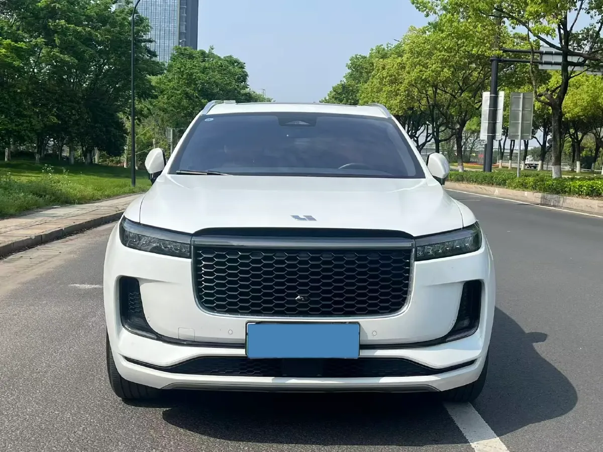 2021 Li ONE Range Extended 131HP REEV 40.5KWH,autocango,china used car exporter,china ev exporter,chinese used car exporter,chinese used ev exporter