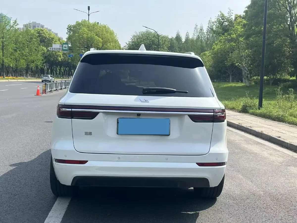 2021 Li ONE Range Extended 131HP REEV 40.5KWH,autocango,china used car exporter,china ev exporter,chinese used car exporter,chinese used ev exporter