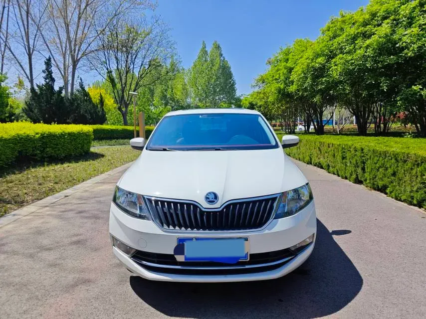 2018 Skoda Rapid Spaceback 1.6L 110HP L4 6AT,autocango,china used car exporter,china ev exporter,chinese used car exporter,chinese used ev exporter