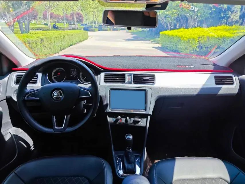 2018 Skoda Rapid Spaceback 1.6L 110HP L4 6AT,autocango,china used car exporter,china ev exporter,chinese used car exporter,chinese used ev exporter