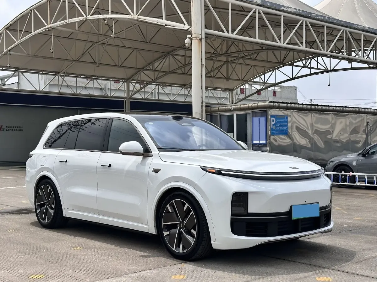 2025 Li L9 Range Extended 154HP REEV,autocango,china used car exporter,china ev exporter,chinese used car exporter,chinese used ev exporter