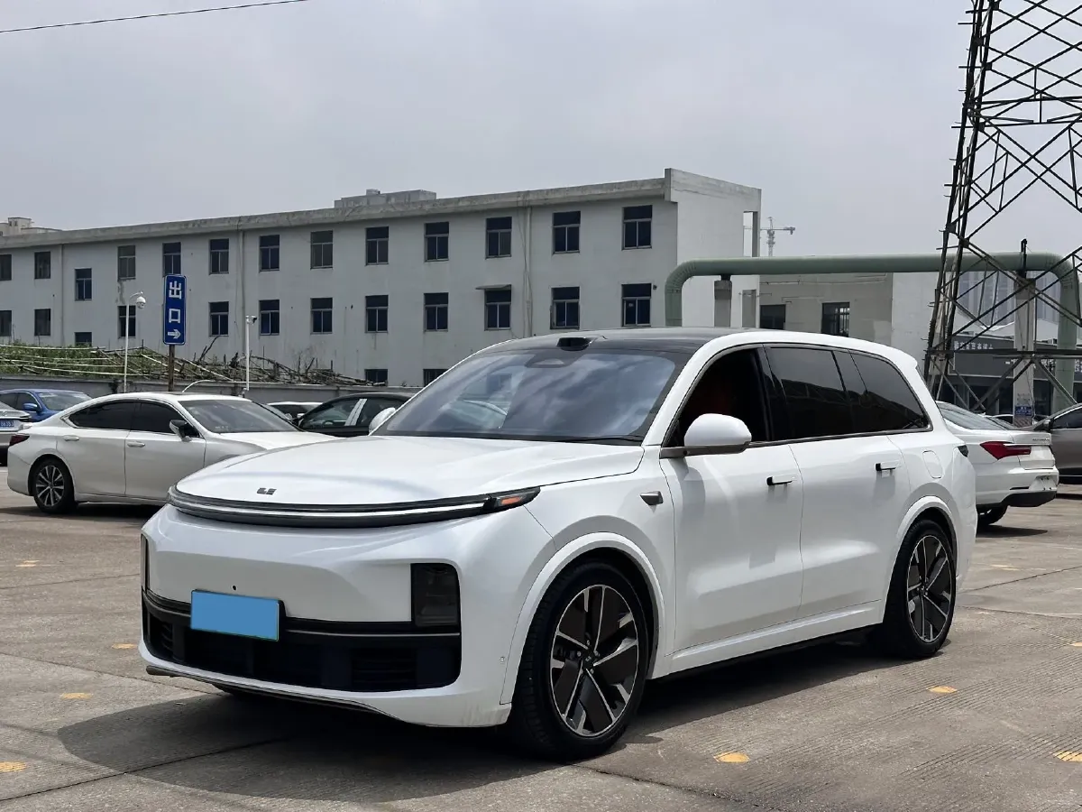 2025 Li L9 Range Extended 154HP REEV,autocango,china used car exporter,china ev exporter,chinese used car exporter,chinese used ev exporter