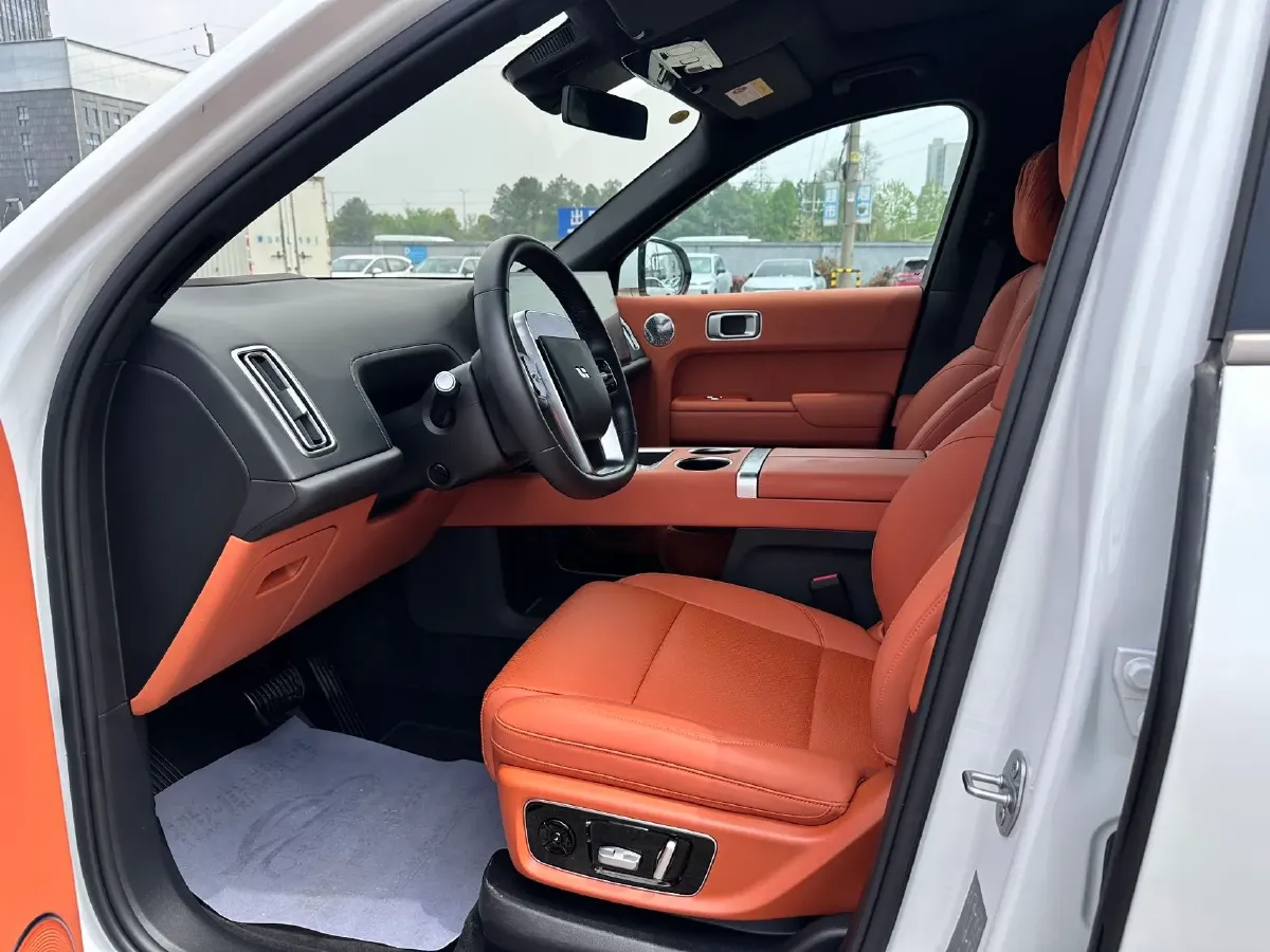 2025 Li L9 Range Extended 154HP REEV,autocango,china used car exporter,china ev exporter,chinese used car exporter,chinese used ev exporter