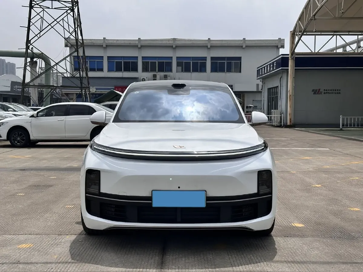 2025 Li L9 Range Extended 154HP REEV,autocango,china used car exporter,china ev exporter,chinese used car exporter,chinese used ev exporter