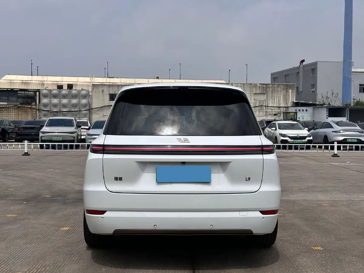 2025 Li L9 Range Extended 154HP REEV,autocango,china used car exporter,china ev exporter,chinese used car exporter,chinese used ev exporter