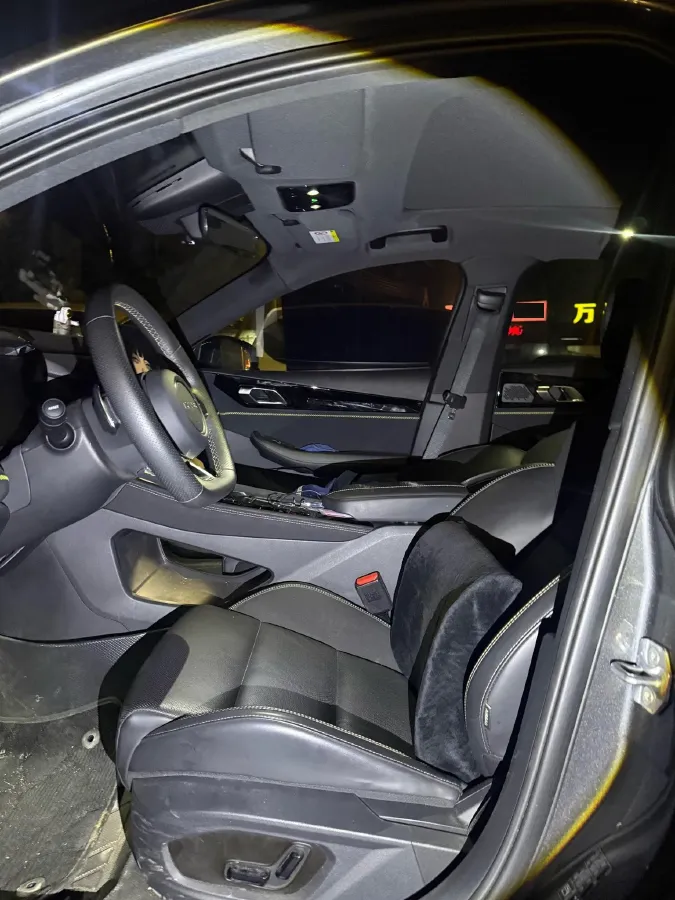 2025 LYNK&CO 03 1.5T 181HP L4 7DCT,autocango,china used car exporter,china ev exporter,chinese used car exporter,chinese used ev exporter