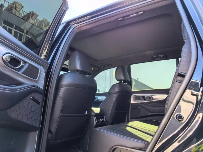 2025 GAC Trumpchi GS8 2.0T 252HP L4 8AT,autocango,china used car exporter,china ev exporter,chinese used car exporter,chinese used ev exporter