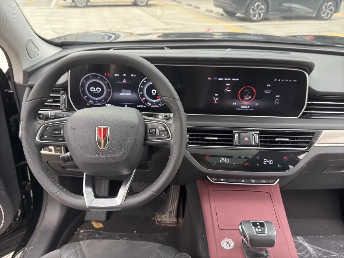 2022 HongQi HS5 2.0T 224HP L4 6AT,autocango,china used car exporter,china ev exporter,chinese used car exporter,chinese used ev exporter