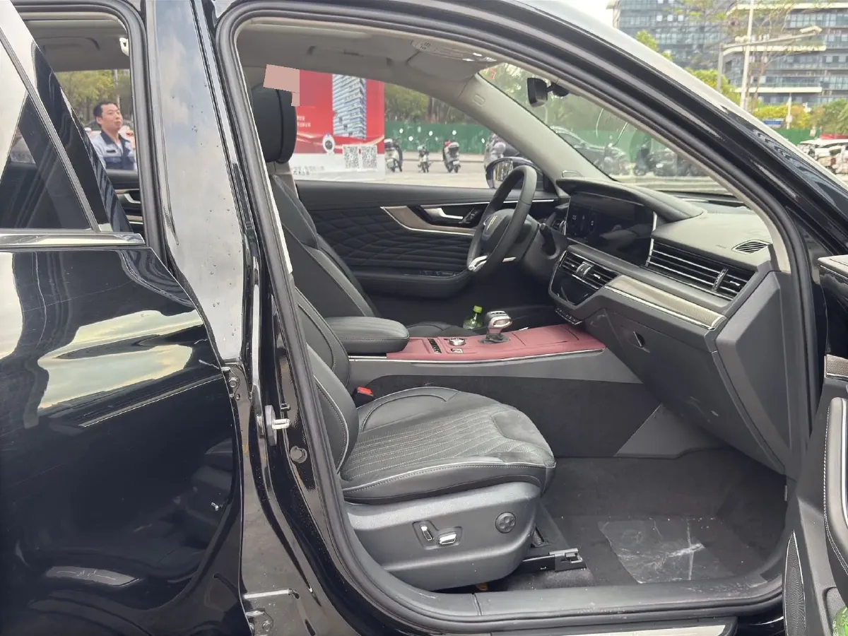 2022 HongQi HS5 2.0T 224HP L4 6AT,autocango,china used car exporter,china ev exporter,chinese used car exporter,chinese used ev exporter