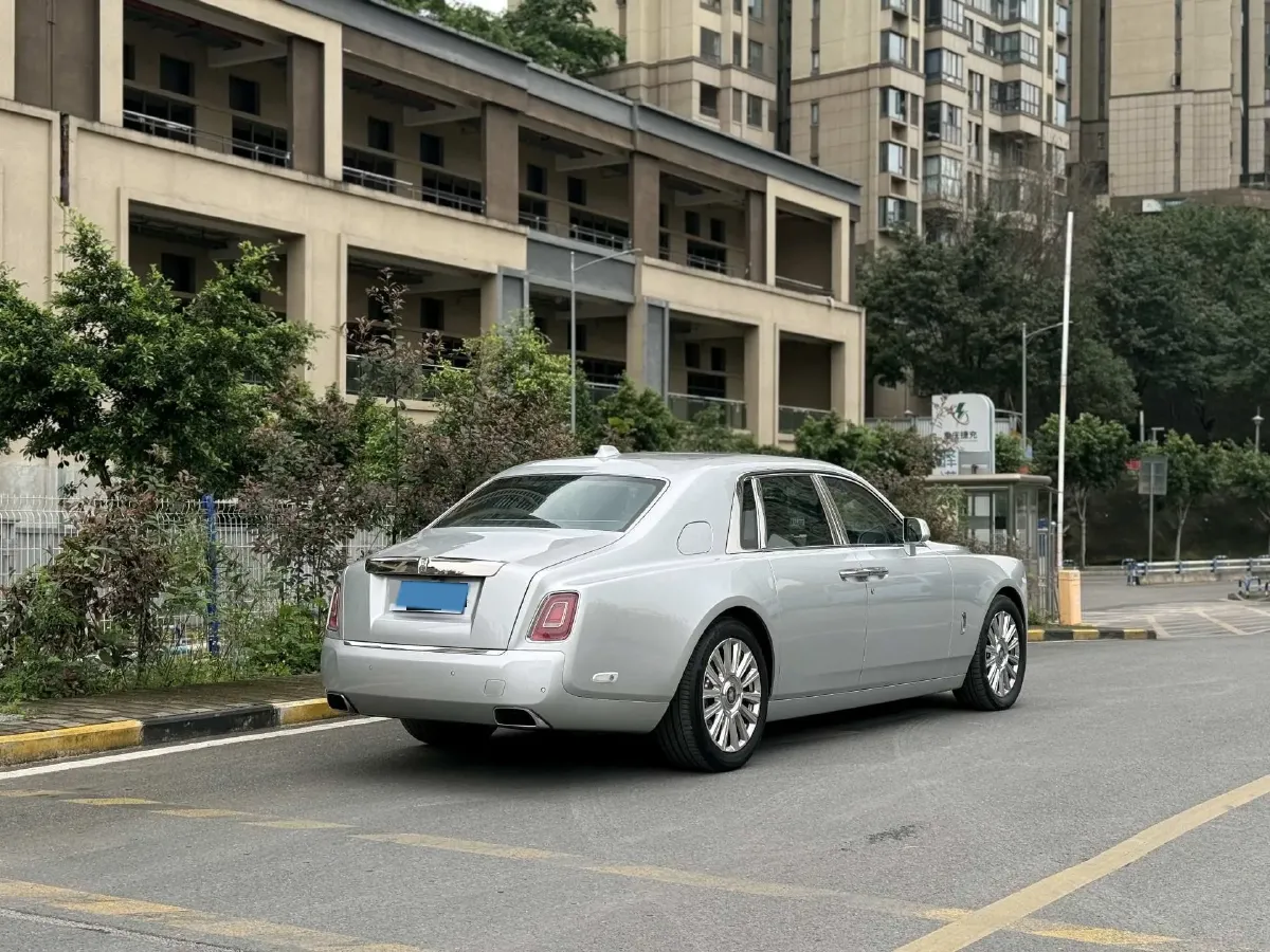 2018 Rolls-Royce Phantom 6.7T 571HP V12 8AT,autocango,china used car exporter,china ev exporter,chinese used car exporter,chinese used ev exporter