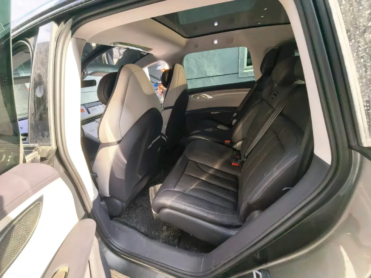 2023 IM LS7 BEV 90KWH,autocango,china used car exporter,china ev exporter,chinese used car exporter,chinese used ev exporter