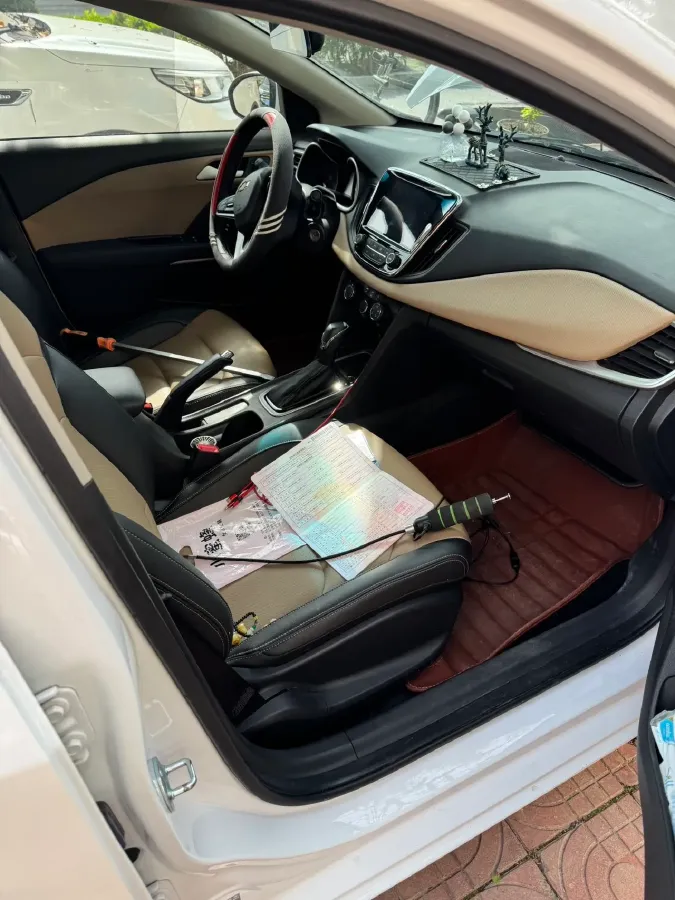 2020 Chevrolet Monza 1.5L 113HP L4 6AT,autocango,china used car exporter,china ev exporter,chinese used car exporter,chinese used ev exporter