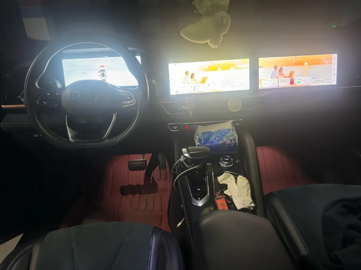 2021 Geely Monjaro 2.0T 238HP L4 8AT,autocango,china used car exporter,china ev exporter,chinese used car exporter,chinese used ev exporter