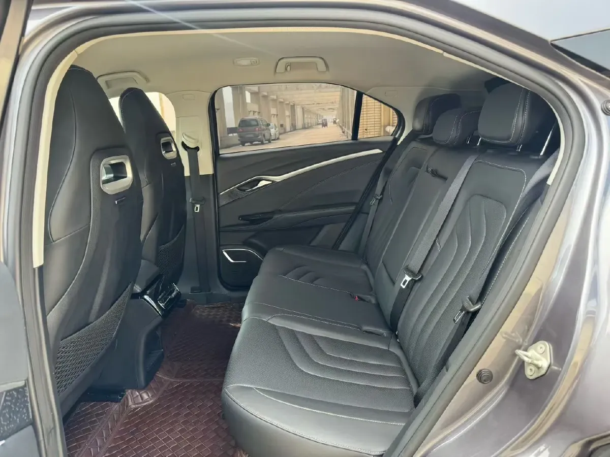 2021 Roewe RX5 1.5T 181HP L4 7DCT,autocango,china used car exporter,china ev exporter,chinese used car exporter,chinese used ev exporter