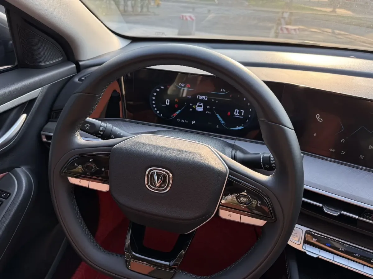 2022 ChangAn Eado 1.4T 160HP L4 7DCT,autocango,china used car exporter,china ev exporter,chinese used car exporter,chinese used ev exporter