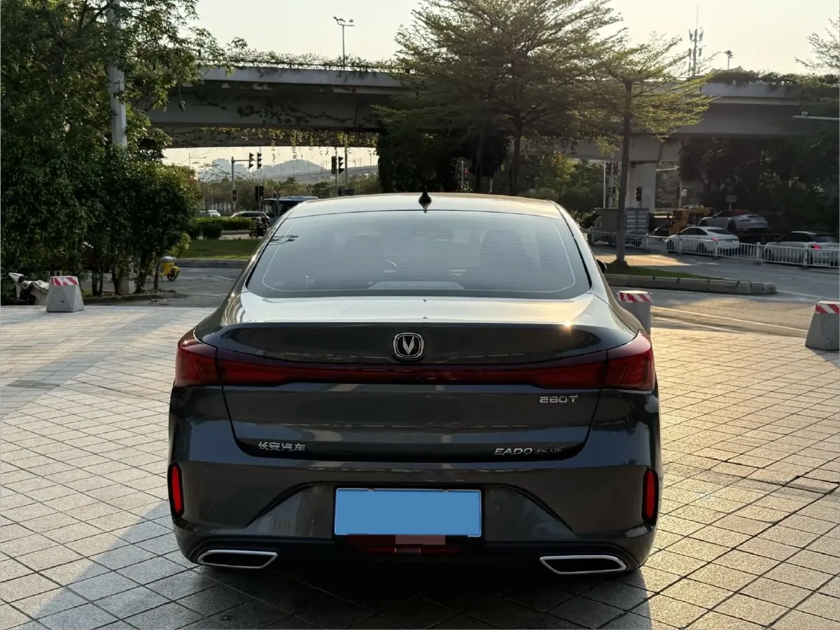 2022 ChangAn Eado 1.4T 160HP L4 7DCT,autocango,china used car exporter,china ev exporter,chinese used car exporter,chinese used ev exporter