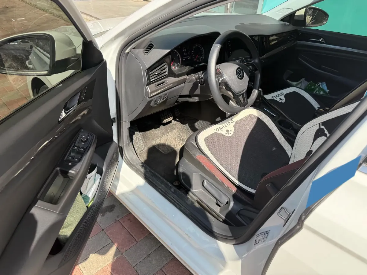 2021 Volkswagen Bora 1.5L 113HP L4 6AT,autocango,china used car exporter,china ev exporter,chinese used car exporter,chinese used ev exporter